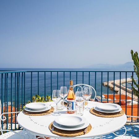 Seaview House Cala Gonone Apartment ภายนอก รูปภาพ