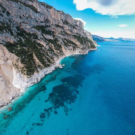 Seaview House Cala Gonone Apartment ภายนอก รูปภาพ