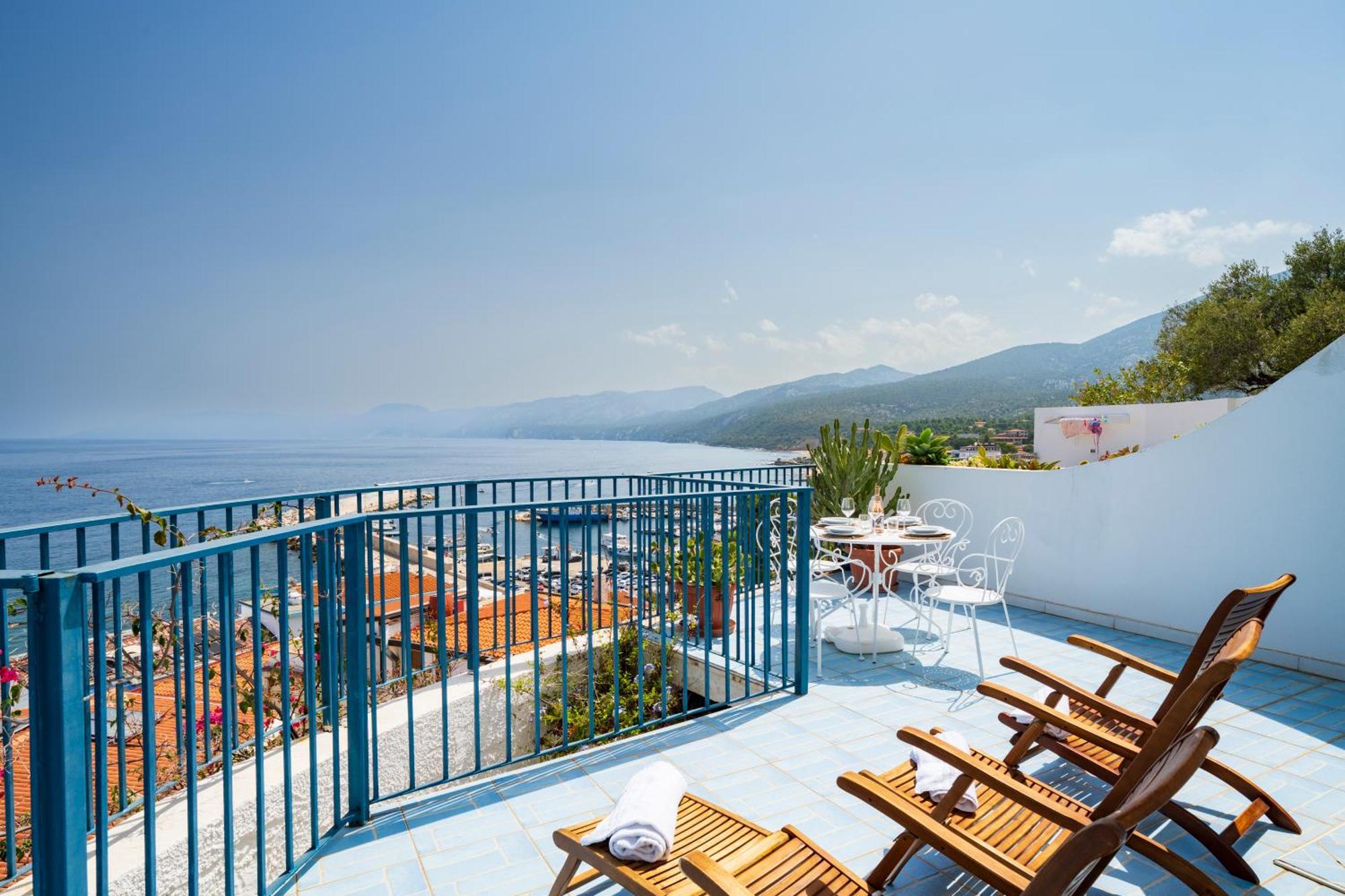 Seaview House Cala Gonone Apartment ภายนอก รูปภาพ