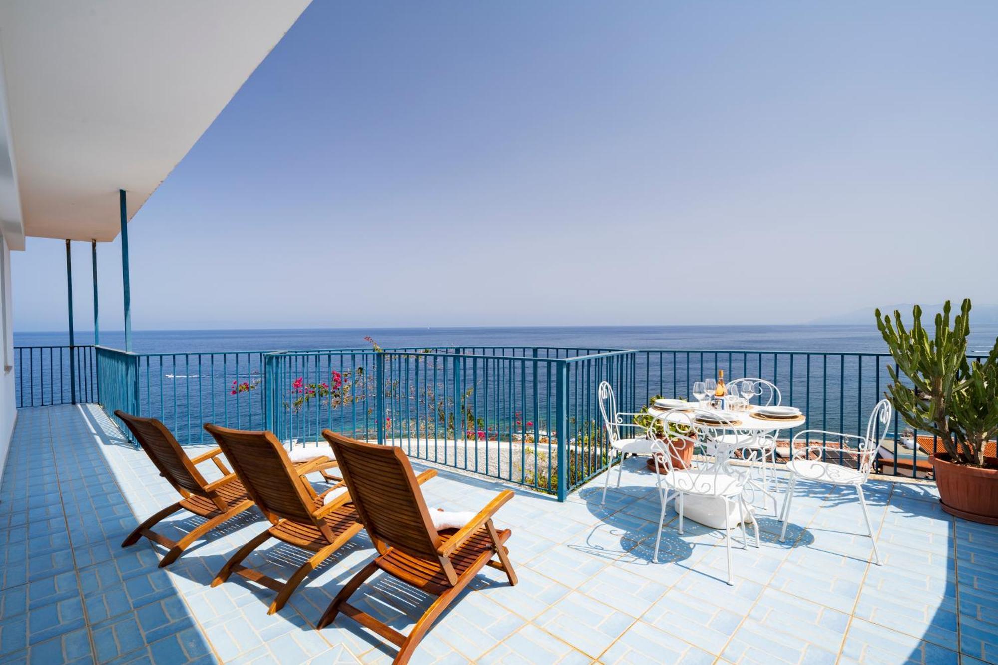 Seaview House Cala Gonone Apartment ภายนอก รูปภาพ