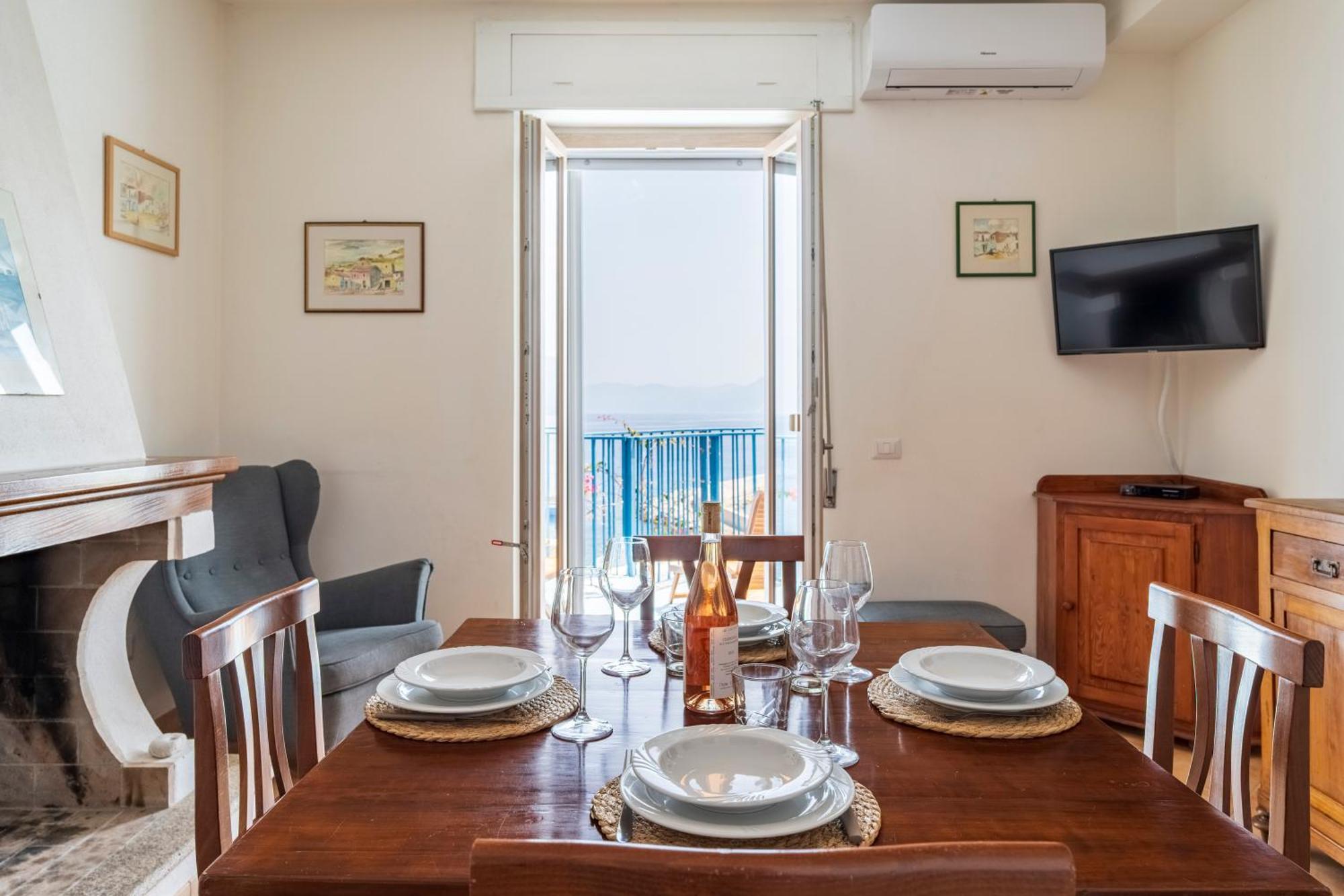 Seaview House Cala Gonone Apartment ภายนอก รูปภาพ