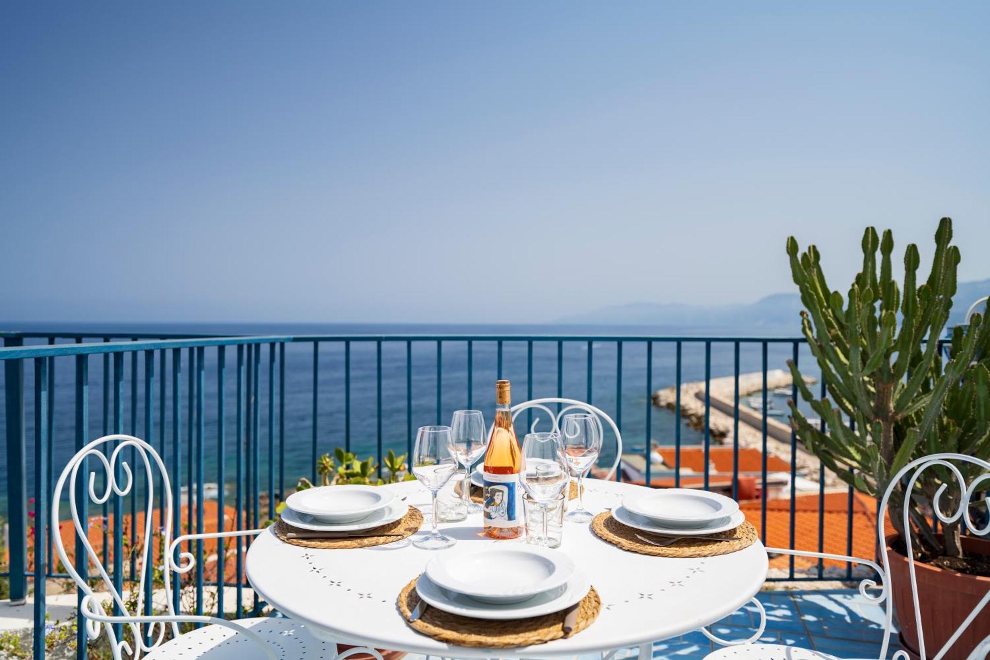 Seaview House Cala Gonone Apartment ภายนอก รูปภาพ